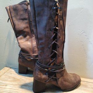 Lace up Boots